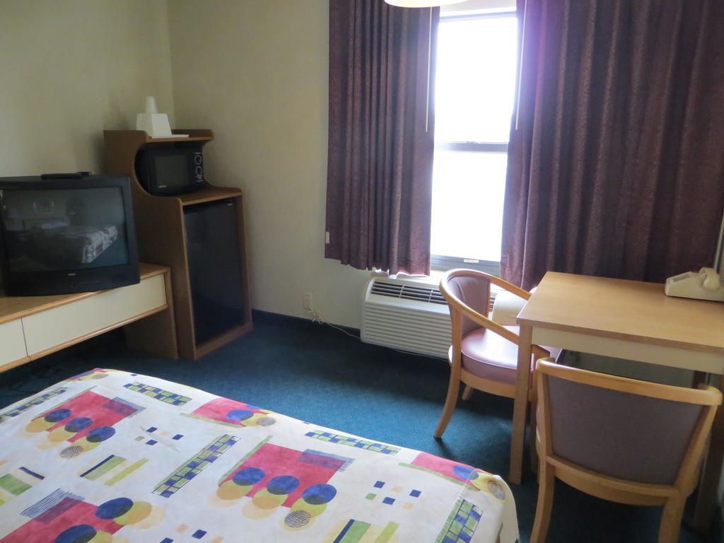 Homestyle Inn And Suites Springfield Esterno foto